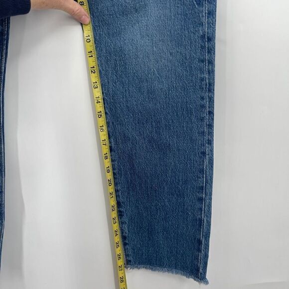 Levi's Women's Wedgie Blue Denim High Rise Tapered Leg Jeans Size 30 NWT - Picture 4 of 6